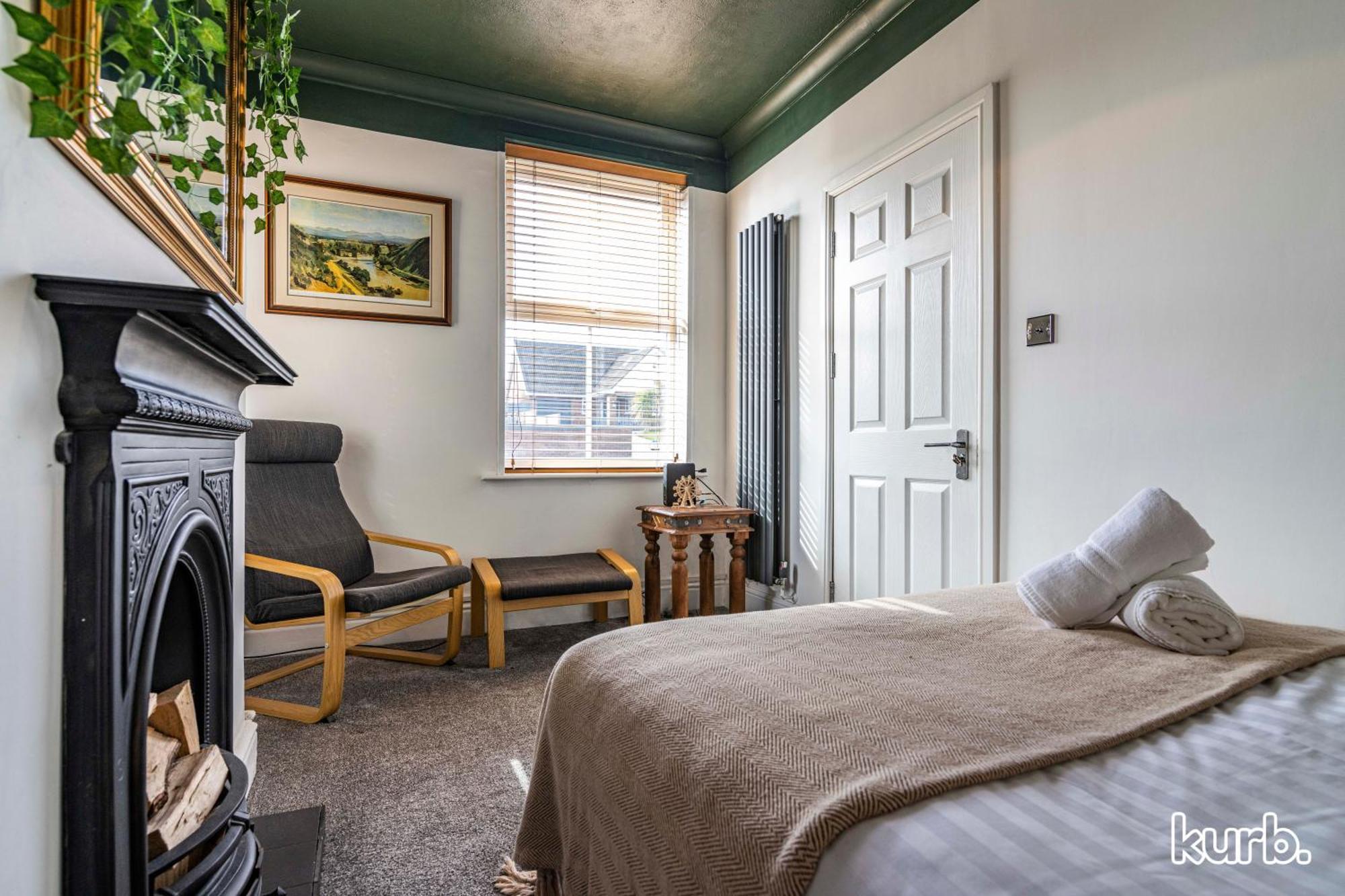 Carlton Hill House - 5 Bedroom House With Parking Holiday home *