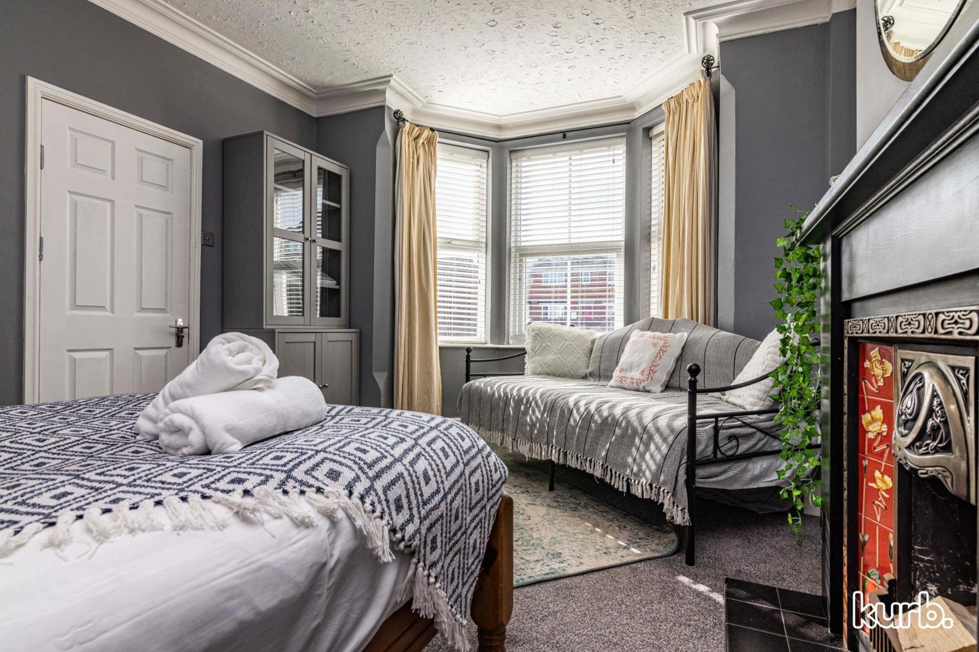 Holiday home Carlton Hill House - 5 Bedroom House With Parking Nottingham