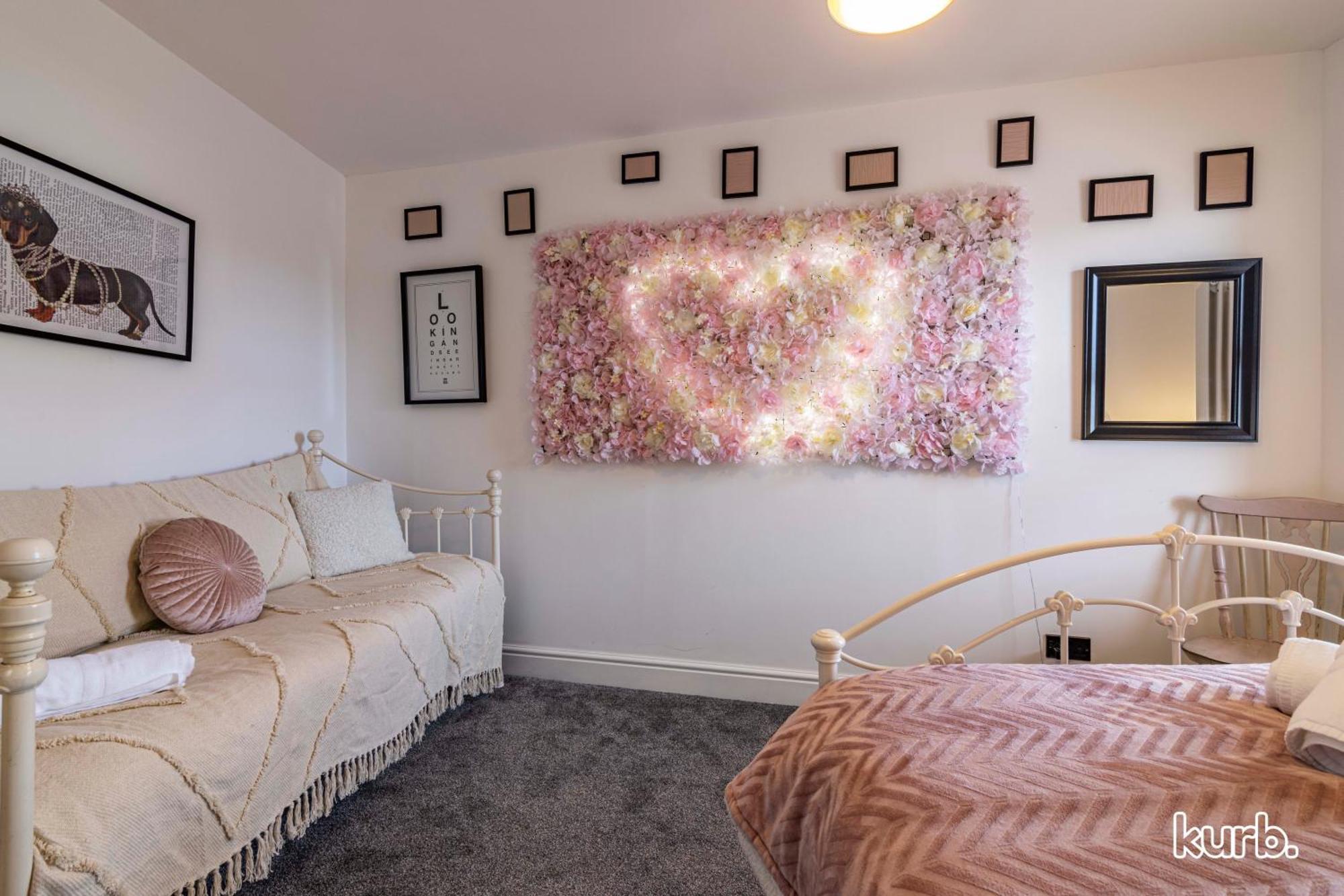 Holiday home Carlton Hill House - 5 Bedroom House With Parking